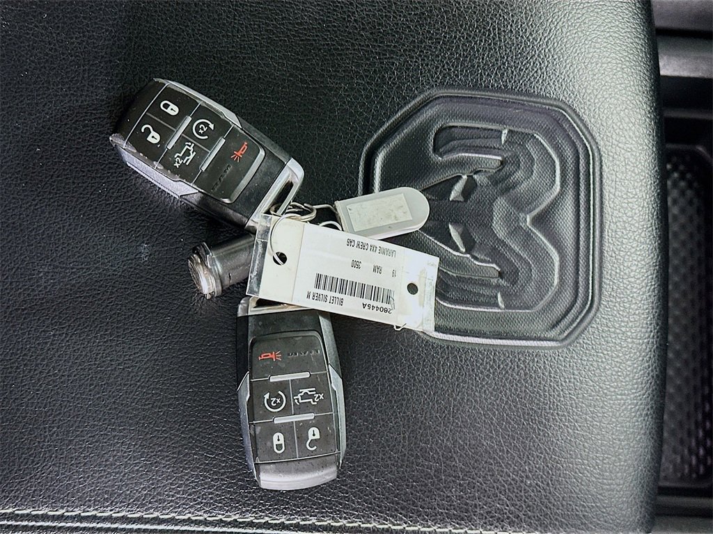 Used 2019 RAM 3500 Laramie image 35