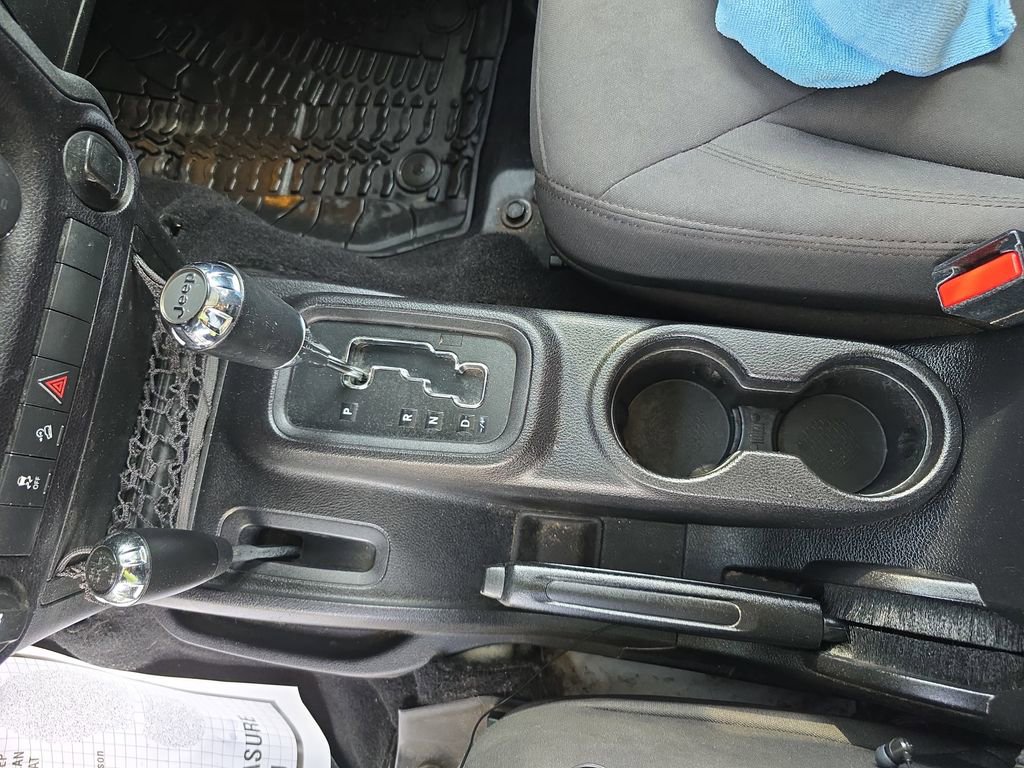 Used 2015 Jeep Wrangler Unlimited Sport AWD/4WD image 20