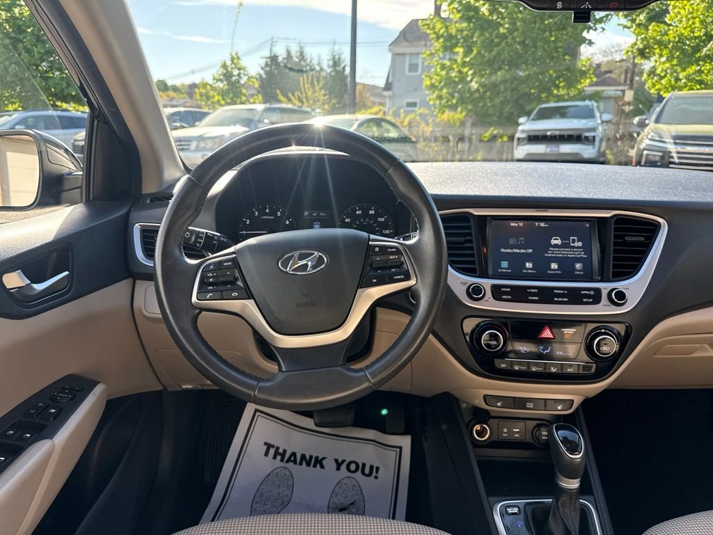 Used 2021 Hyundai Accent Limited FWD image 18