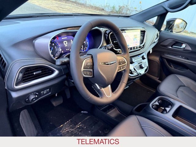 New 2026 Chrysler Pacifica Select image 18