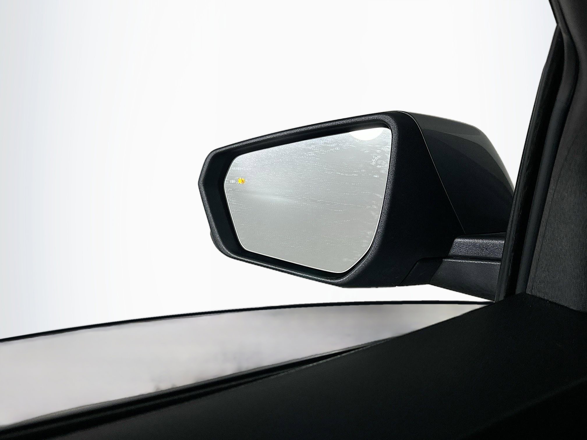 Used 2024 Chevrolet Equinox Premier image 16