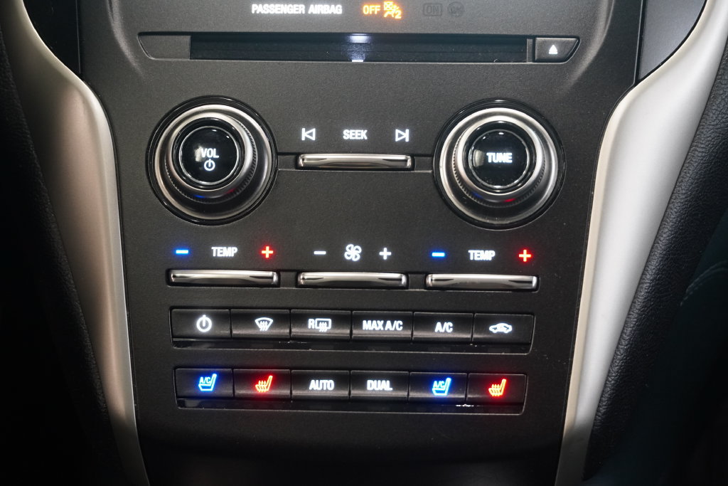 Used 2019 Lincoln MKC Reserve w/ MKC Climate Package AWD/4WD image 22