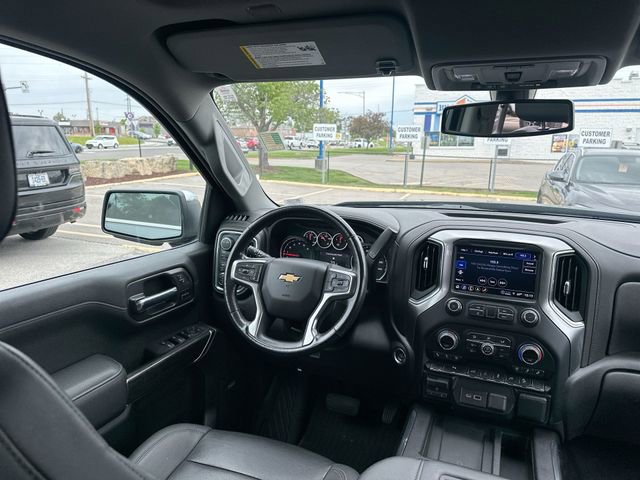 Used 2022 Chevrolet Silverado 1500 LTZ AWD/4WD image 17