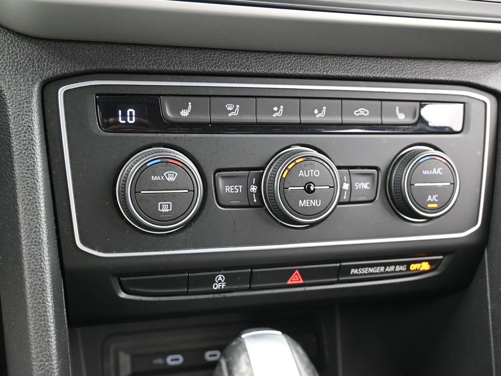 Used 2021 Volkswagen Atlas SE image 20