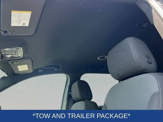 Used 2023 Chevrolet Traverse LT FWD image 12