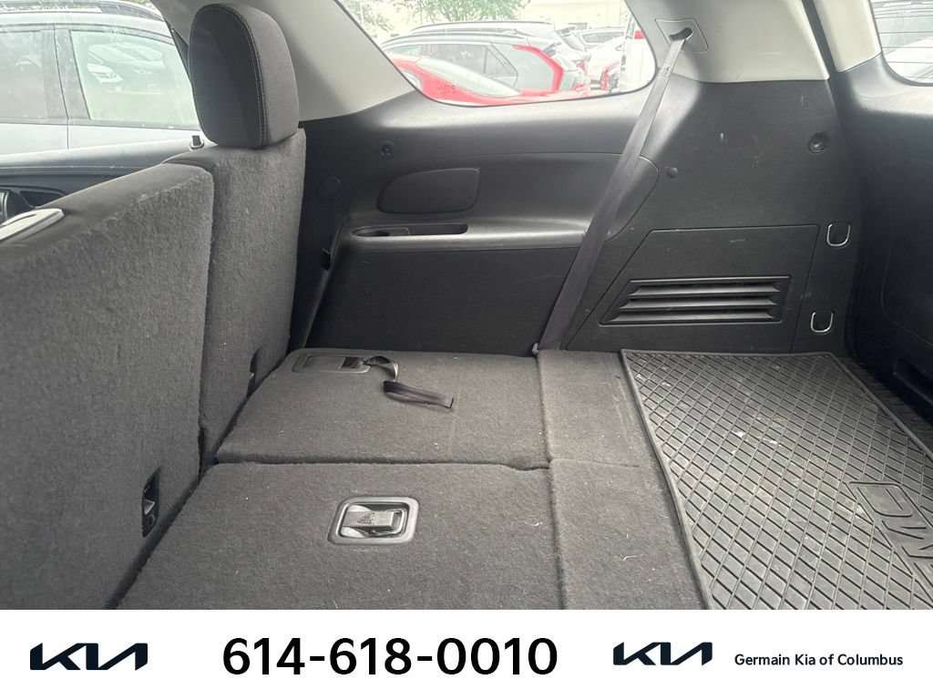 Used 2015 GMC Acadia SLE FWD image 10