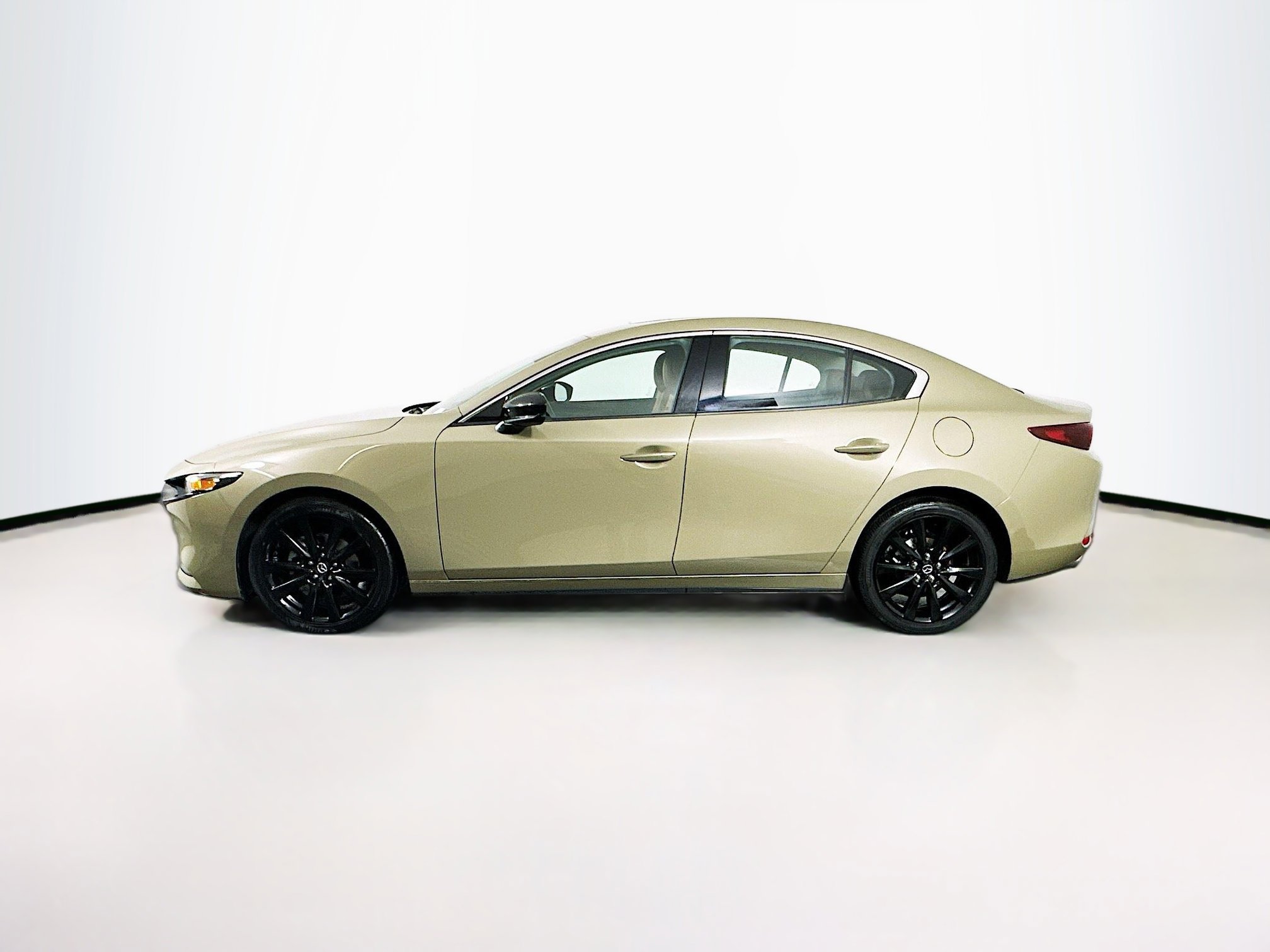 Used 2024 MAZDA MAZDA3 s image 4