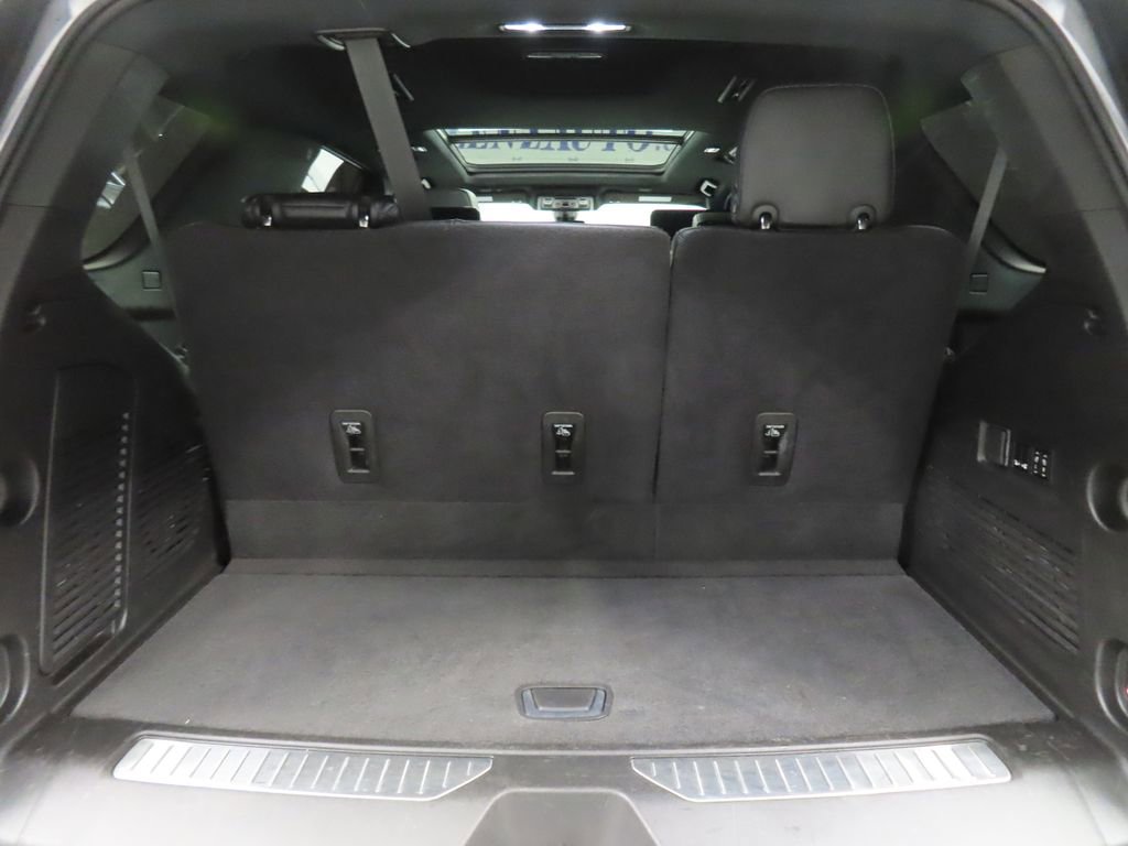 Used 2021 GMC Yukon Denali w/ Denali Premium Package image 43