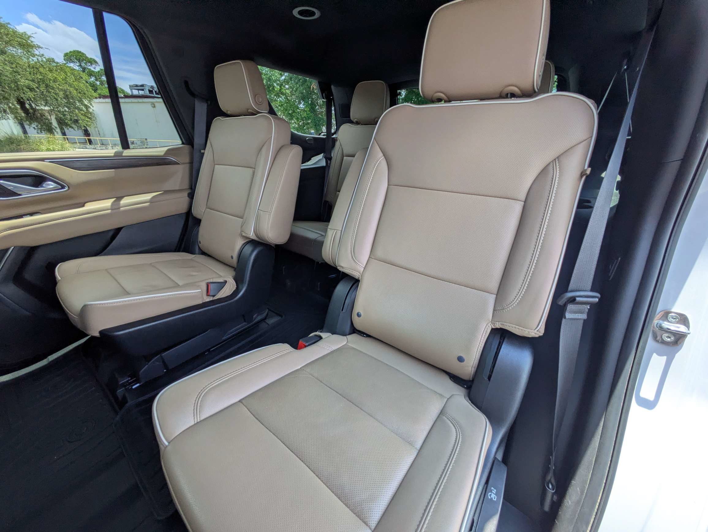 Used 2024 Chevrolet Tahoe Premier RWD image 10