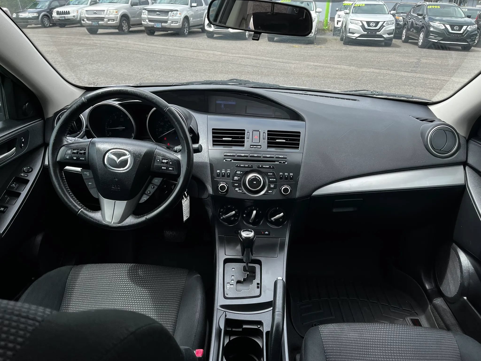 Used 2012 MAZDA MAZDA3 i Touring FWD image 12