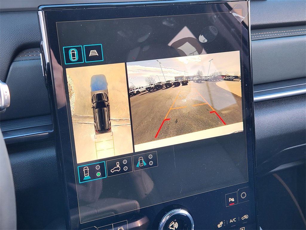 New 2026 GMC Terrain AT4 w/ Technology Package II image 18