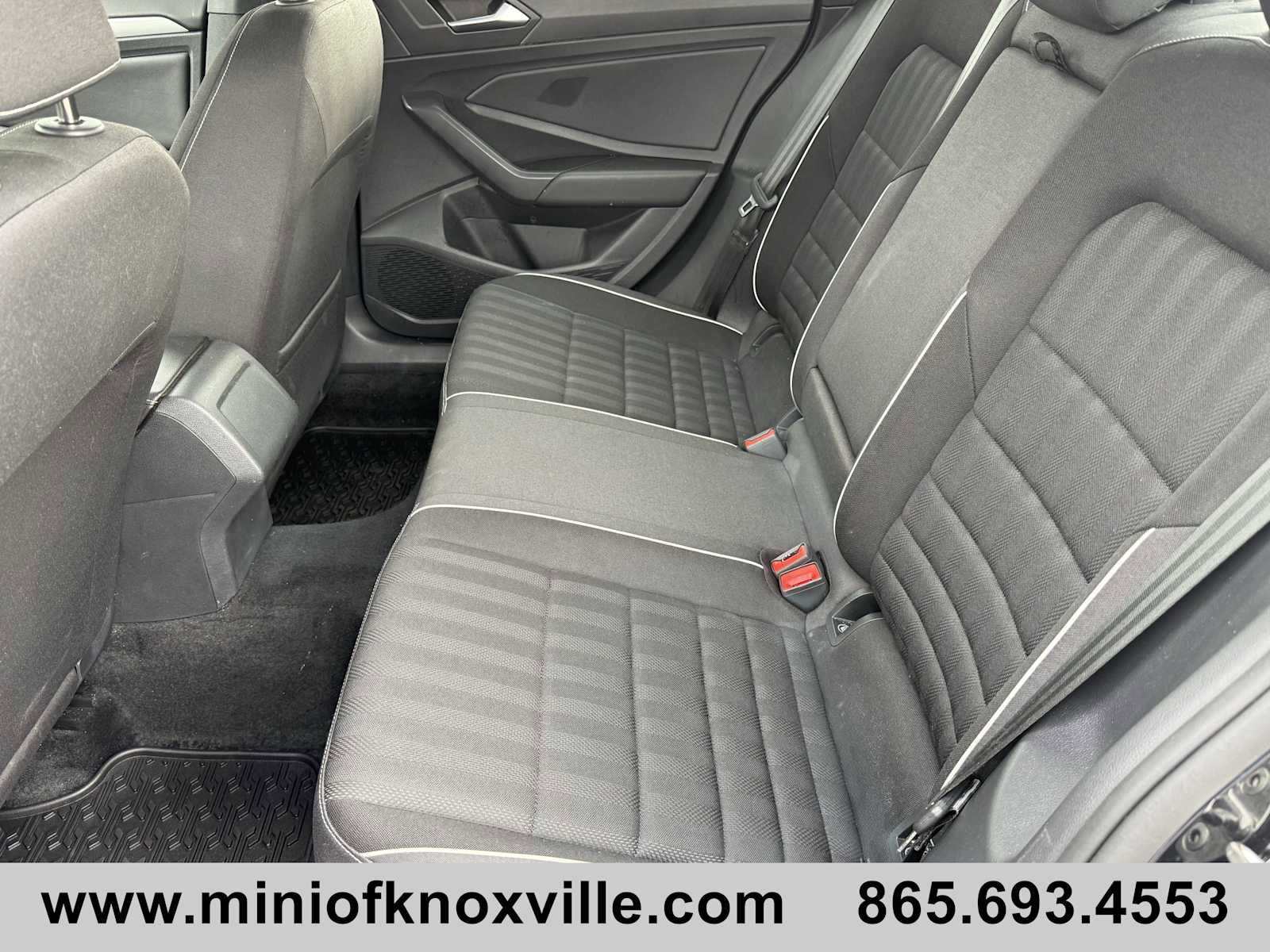 Used 2024 Volkswagen Jetta Sport image 29