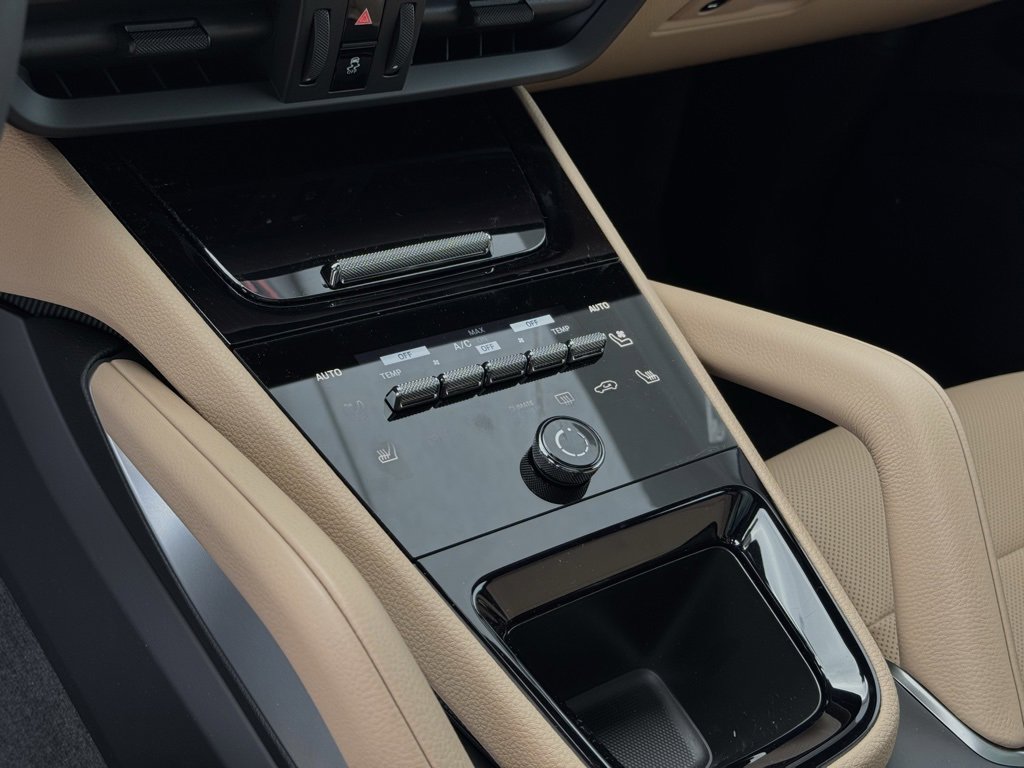 New 2025 Porsche Cayenne E-Hybrid image 34