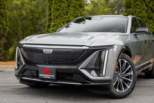 Used 2024 Cadillac Lyriq Sport w/ LPO, Floor Liner Package RWD image 2