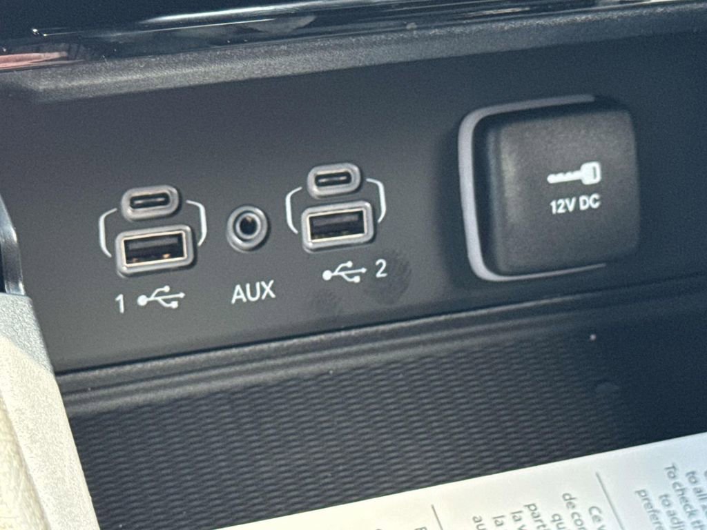 New 2025 Jeep Grand Cherokee L Altitude image 26