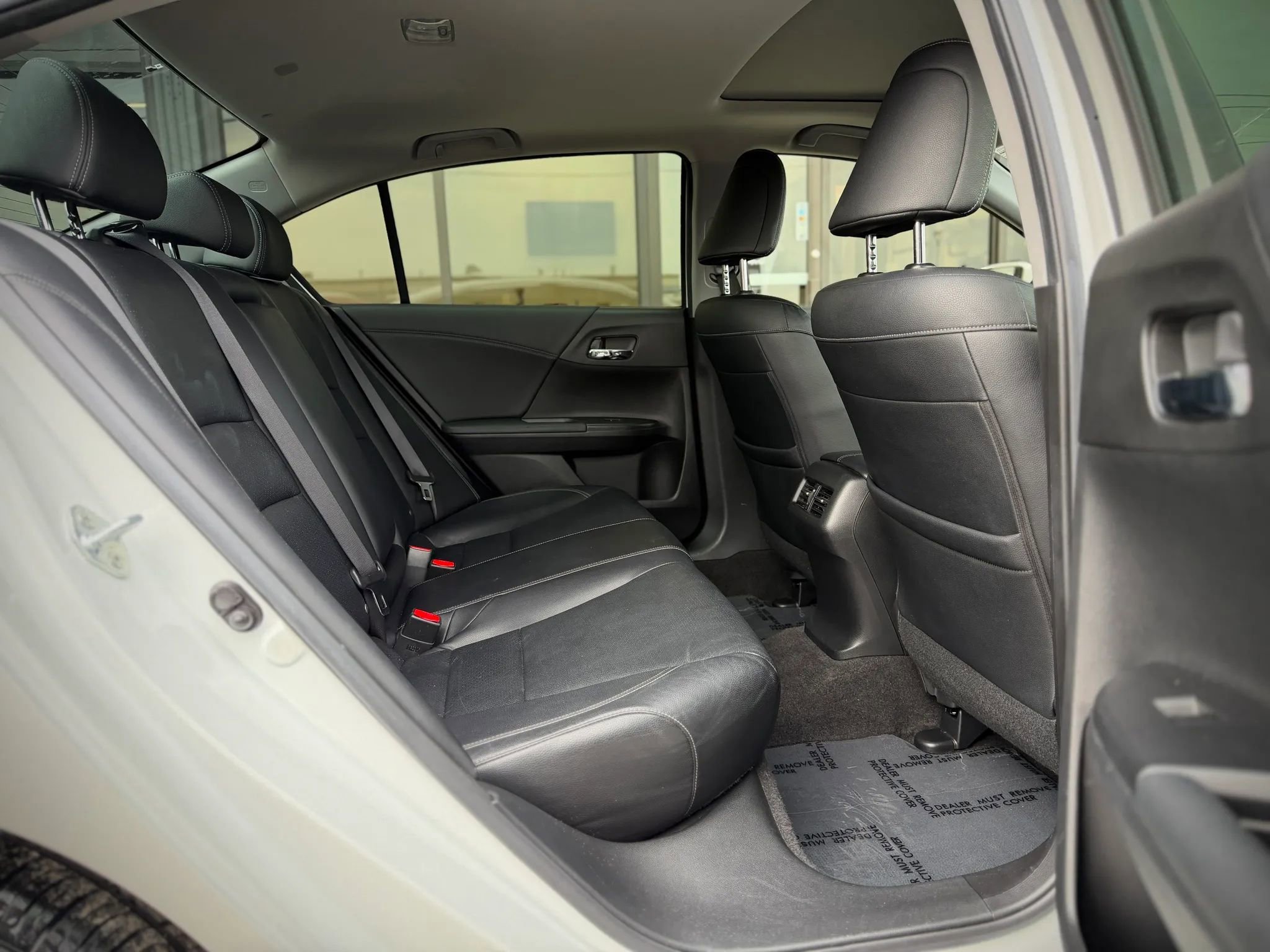 Used 2017 Honda Accord EX-L image 19