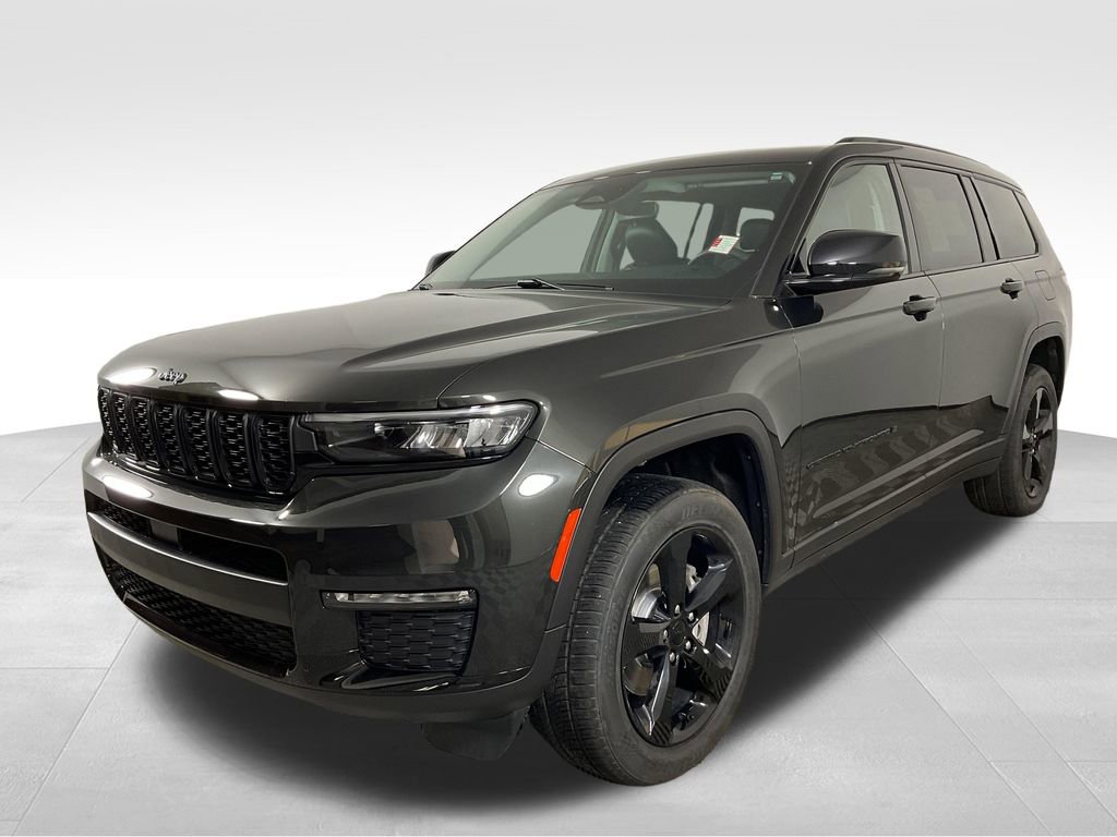 Used 2023 Jeep Grand Cherokee L Limited w/ Black Appearance Package AWD/4WD image 4