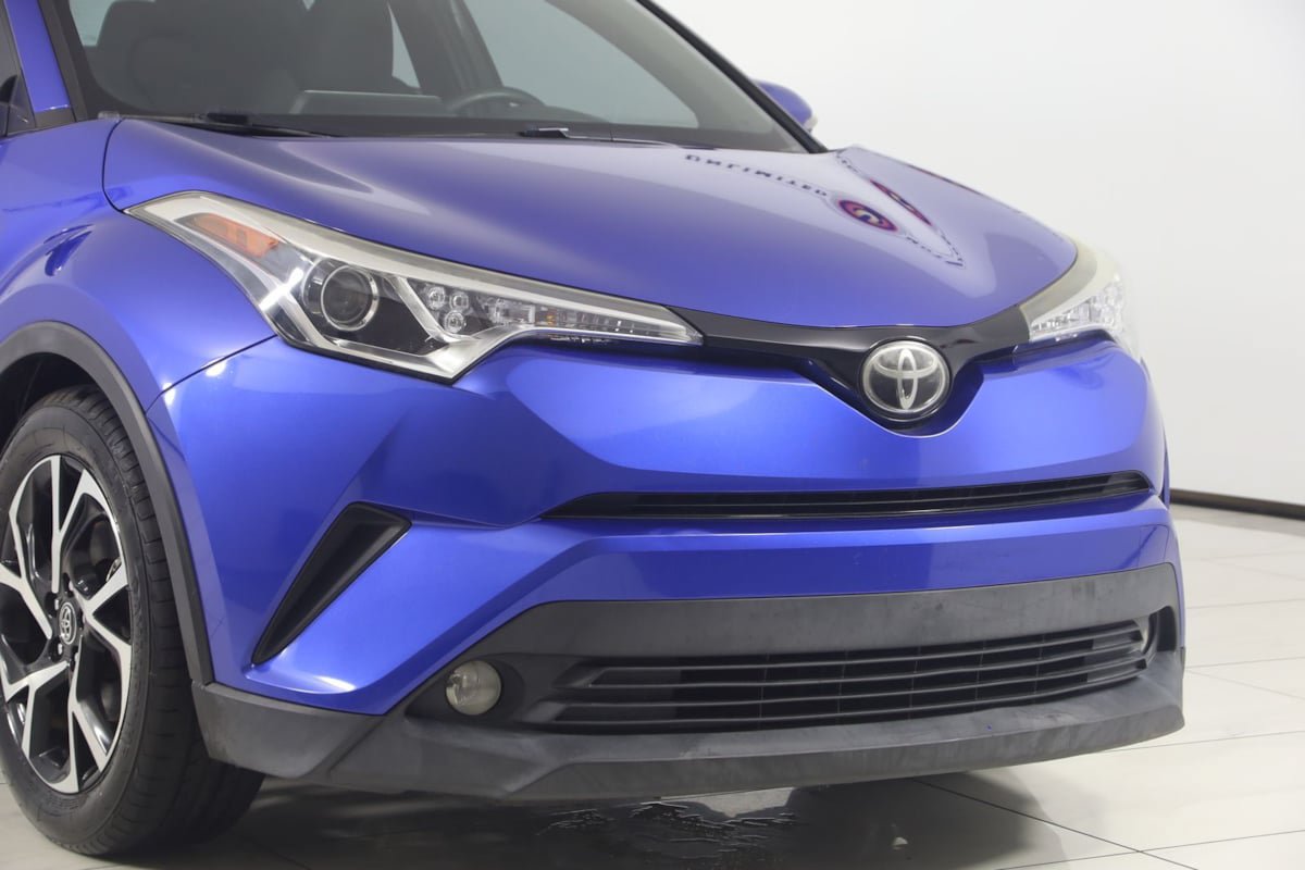 Used 2018 Toyota C-HR XLE FWD image 35
