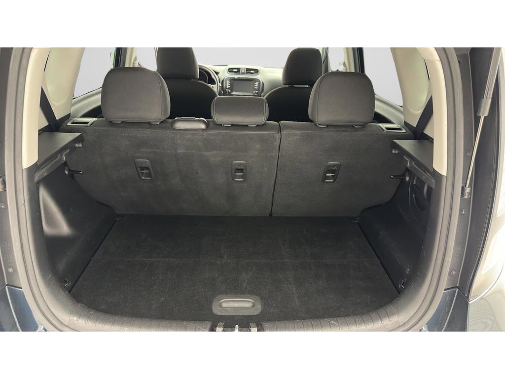 Used 2018 Kia Soul + FWD image 24