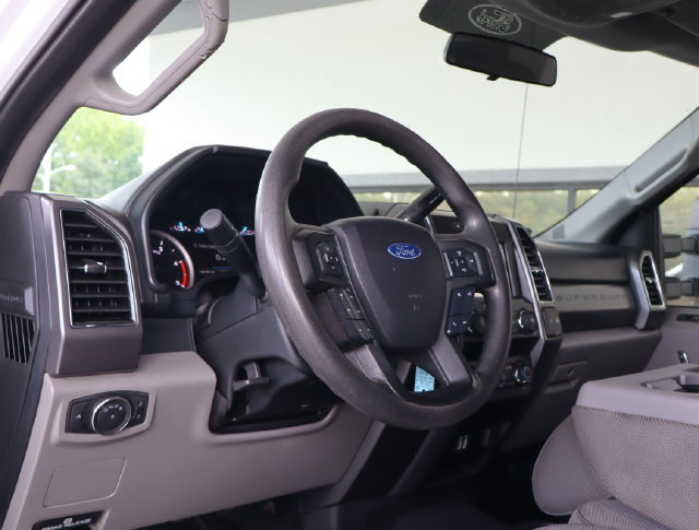 Used 2019 Ford F250 XLT w/ Snow Plow Prep Package AWD/4WD image 18