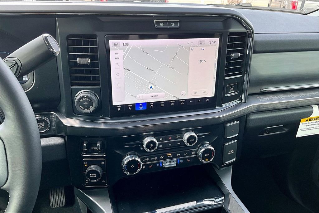 New 2026 Ford F250 Lariat w/ Black Appearance Package image 23