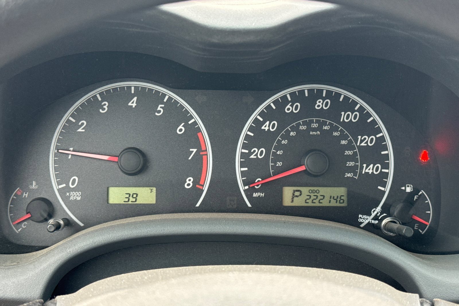 Used 2010 Toyota Corolla LE image 21