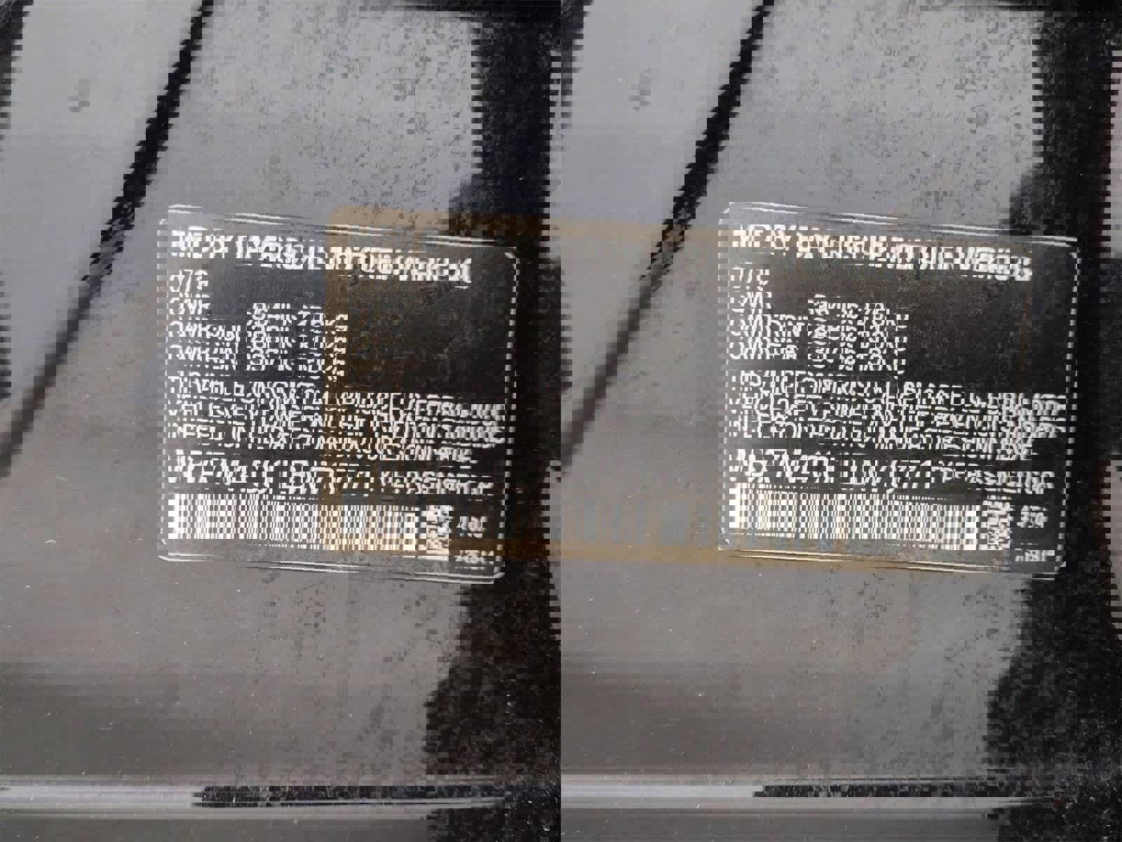 Used 2020 BMW 745e xDrive image 39