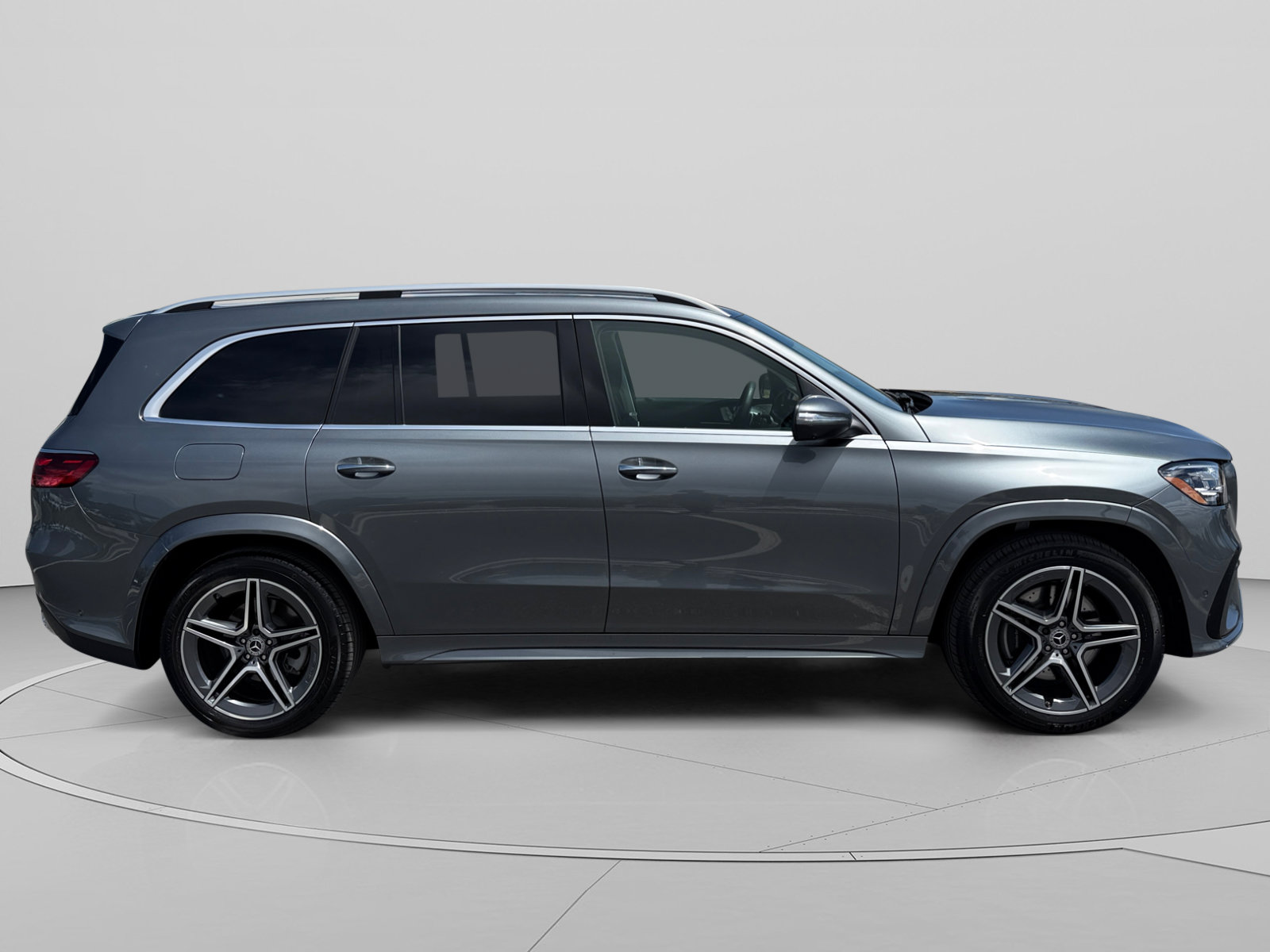 Certified 2026 Mercedes-Benz GLS 450 4MATIC image 6