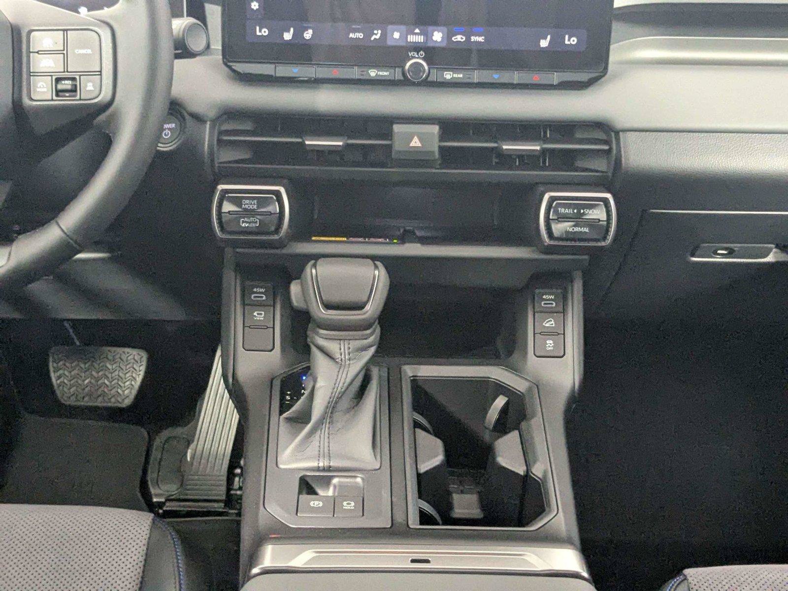 New 2026 Toyota RAV4 XSE AWD/4WD image 31