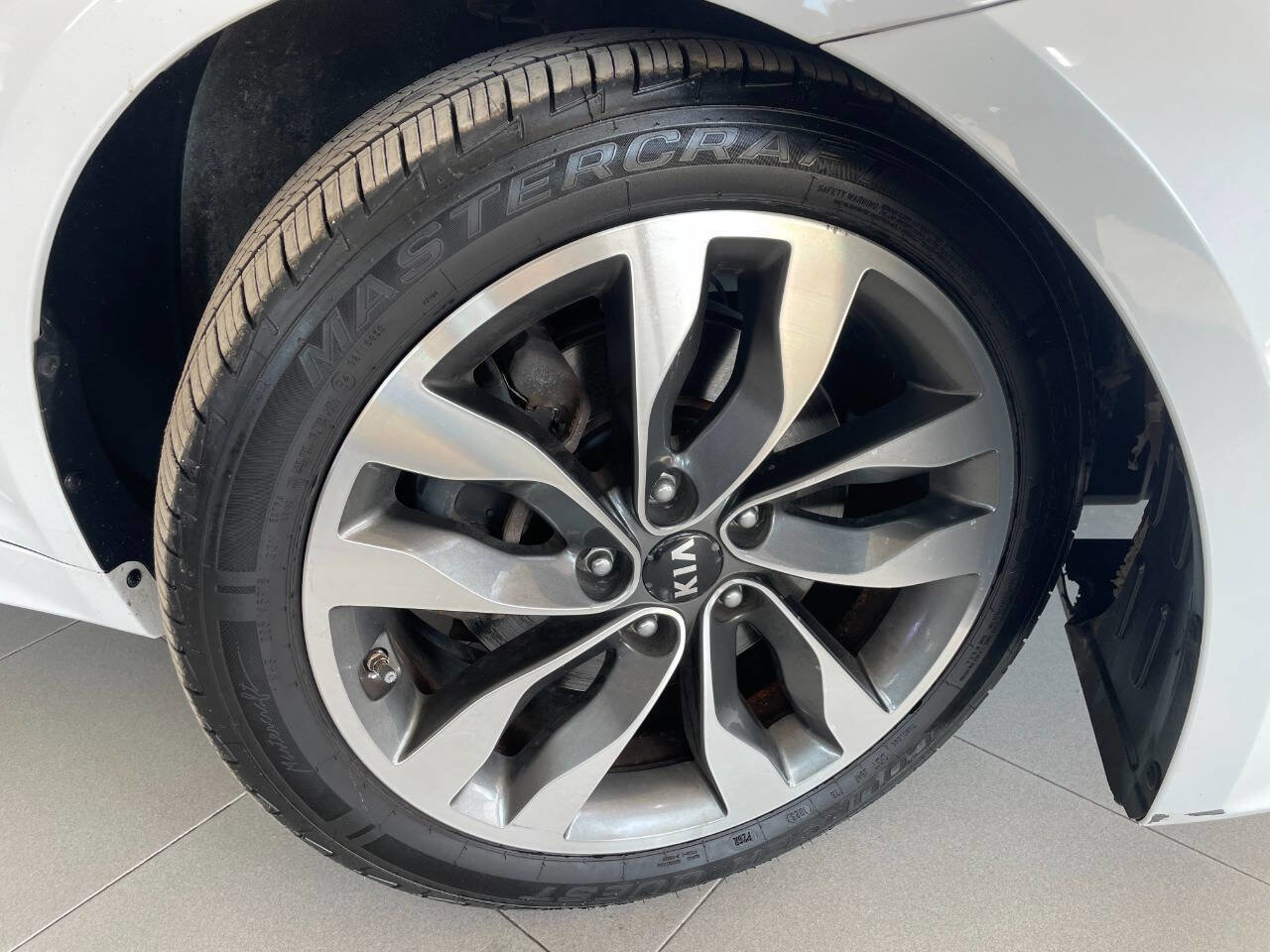 Used 2015 Kia Optima SX image 9