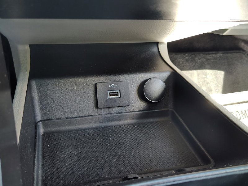 Used 2017 Ford Fusion SE FWD image 31