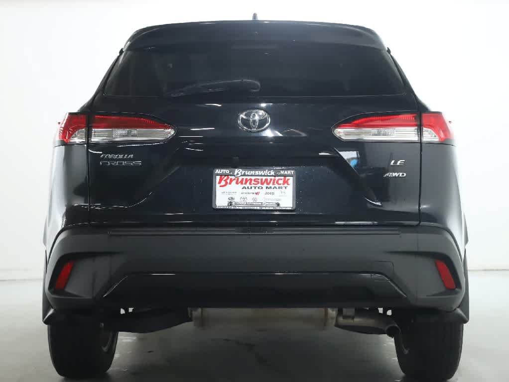 Certified 2024 Toyota Corolla Cross LE w/ Moonroof Package AWD/4WD image 41