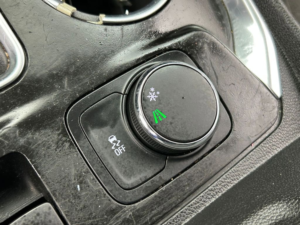 Used 2019 Chevrolet Traverse LT FWD image 26