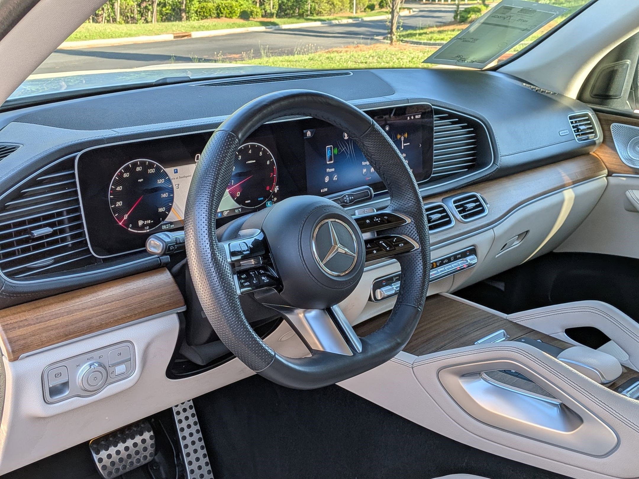 Used 2024 Mercedes-Benz GLS 450 4MATIC image 12