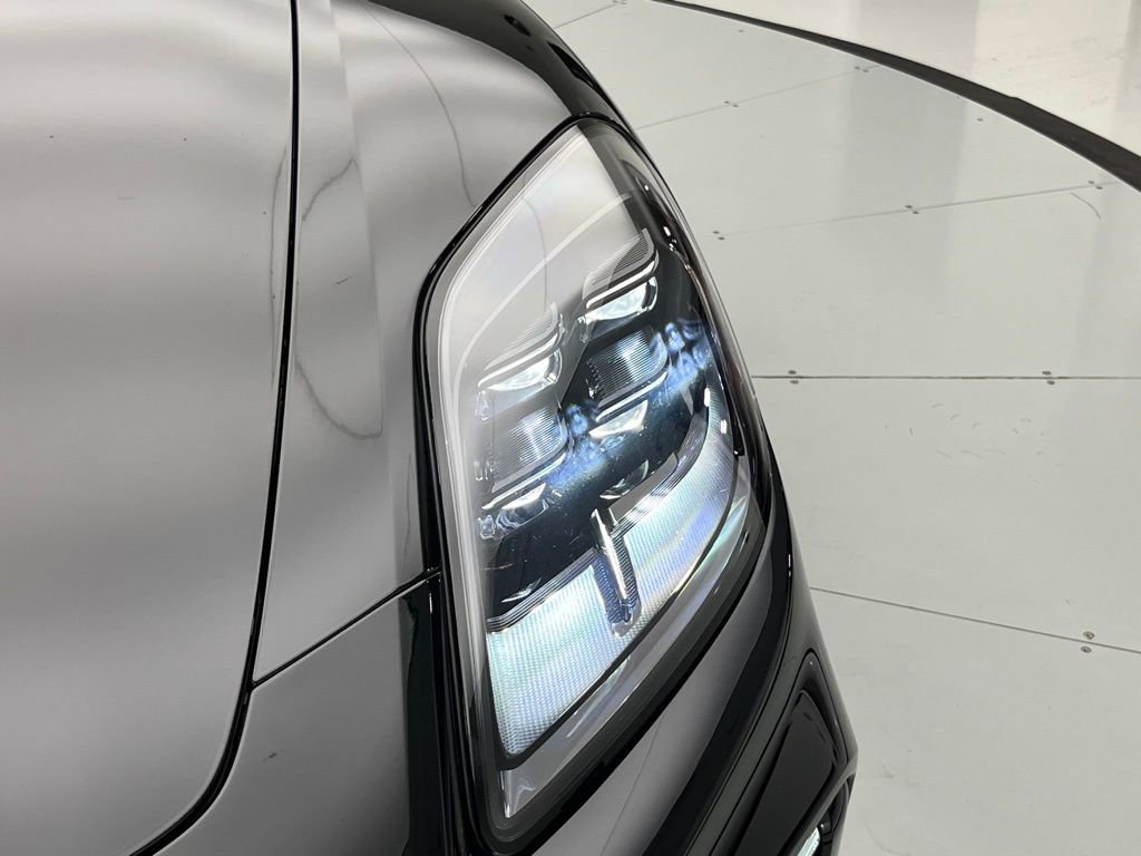 Certified 2025 Porsche Panamera Turbo image 51