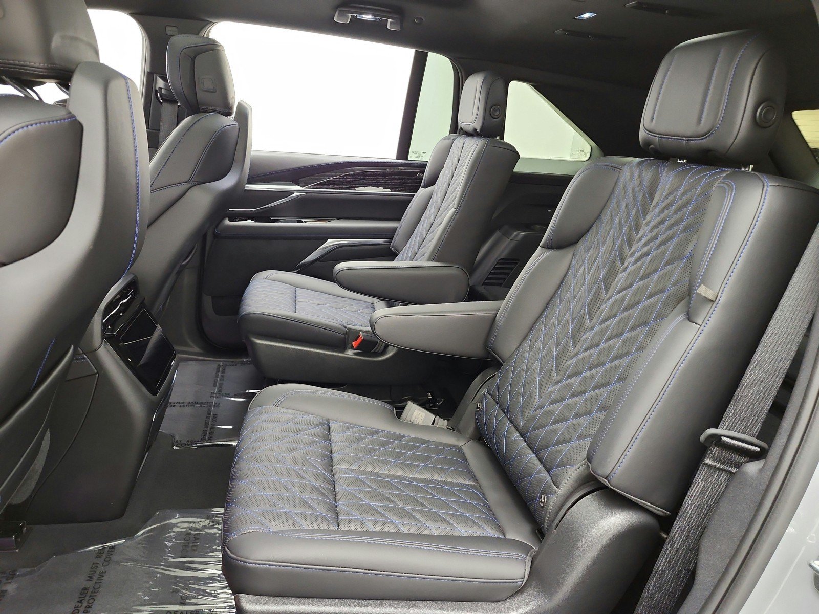 Used 2026 Cadillac Escalade IQ Sport 1 AWD/4WD image 13