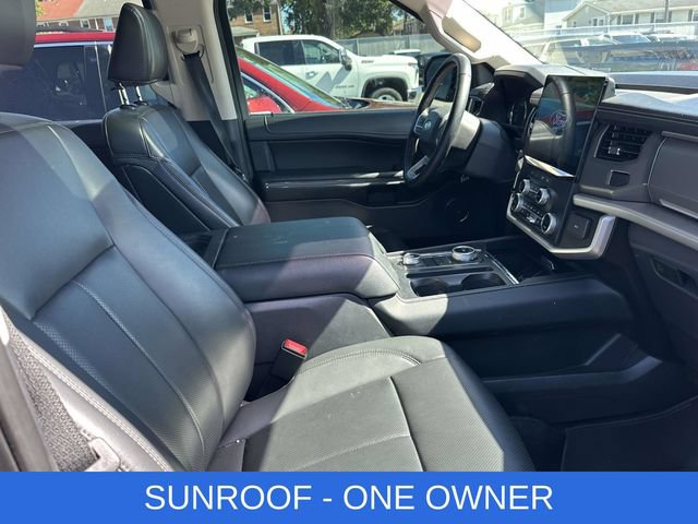 Used 2024 Ford Expedition Max XLT AWD/4WD image 2