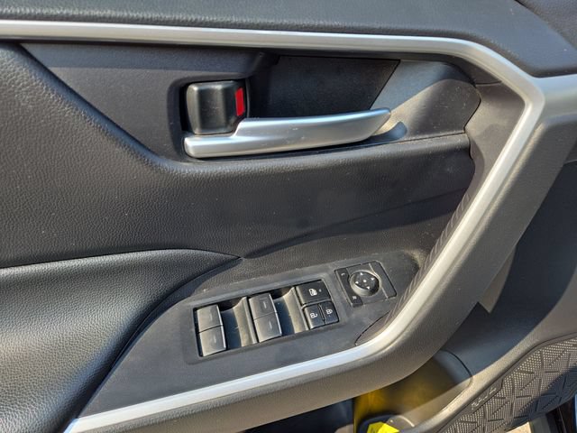 Used 2024 Toyota RAV4 XLE AWD/4WD image 18