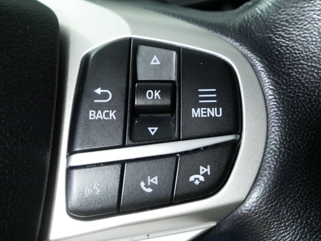 Used 2021 Ford Explorer Limited w/ Equipment Group 301A AWD/4WD image 26