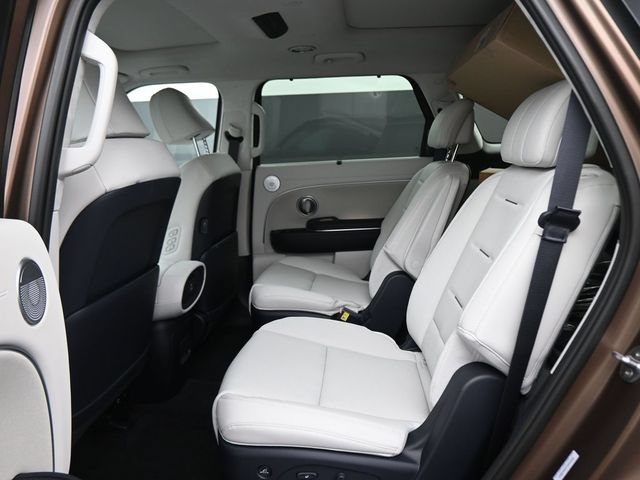 New 2026 Hyundai Palisade Calligraphy FWD image 16