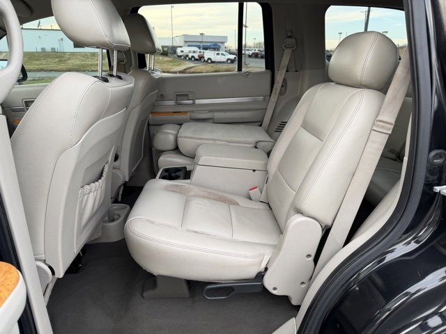 Used 2008 Chrysler Aspen Limited image 15