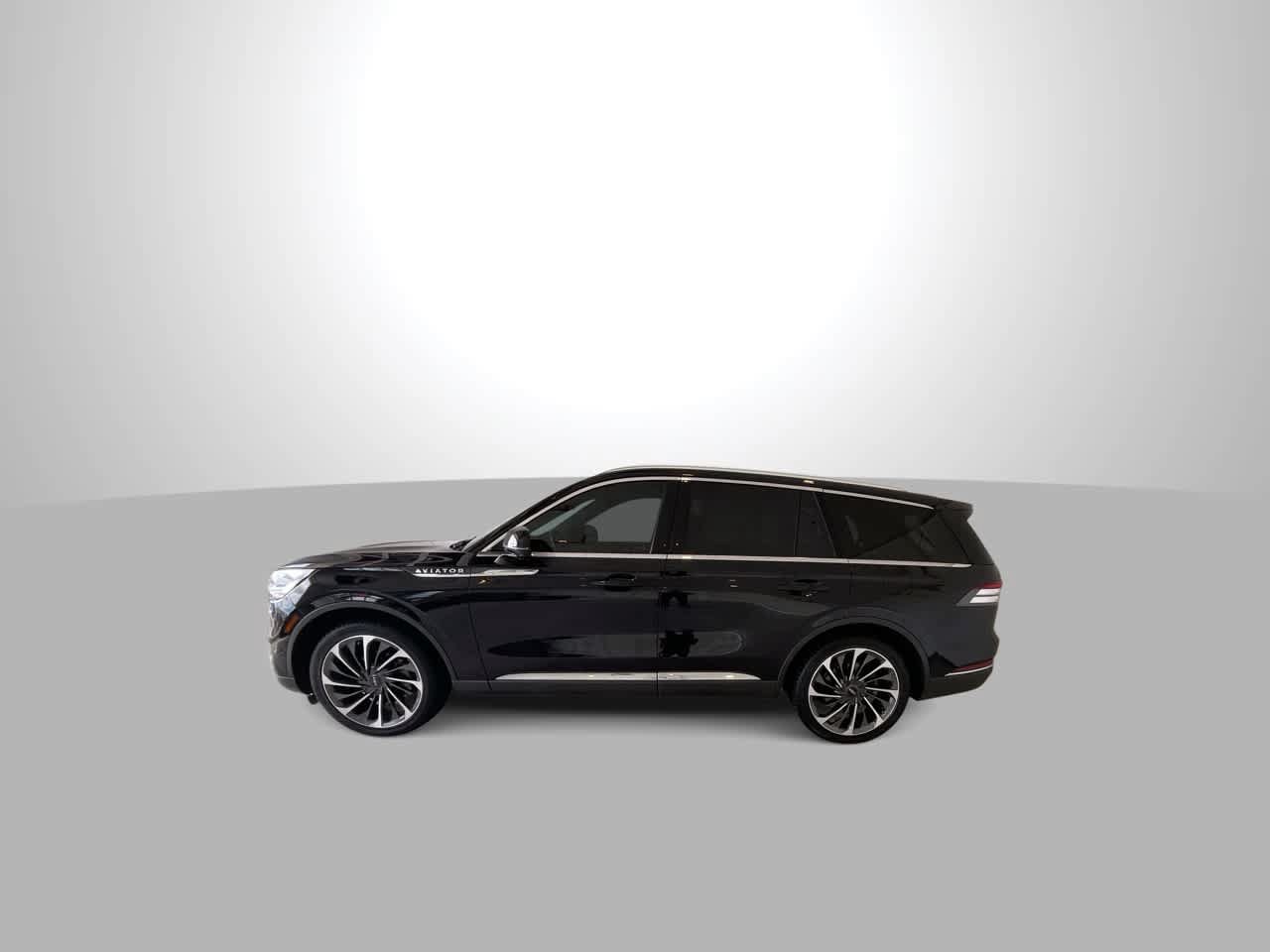Used 2021 Lincoln Aviator Reserve w/ Equipment Group 202A AWD/4WD image 5
