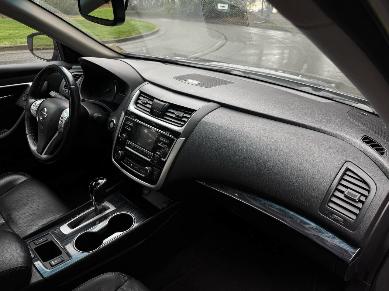 Used 2018 Nissan Altima 2.5 SL FWD image 18
