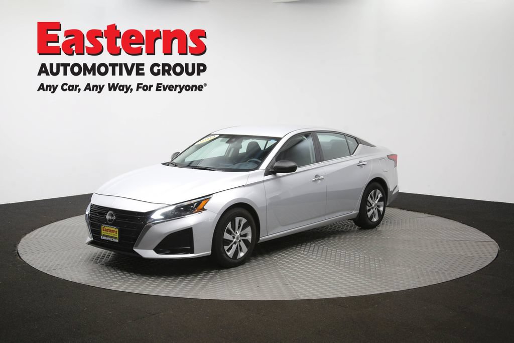 Used 2024 Nissan Altima 2.5 S FWD image 55