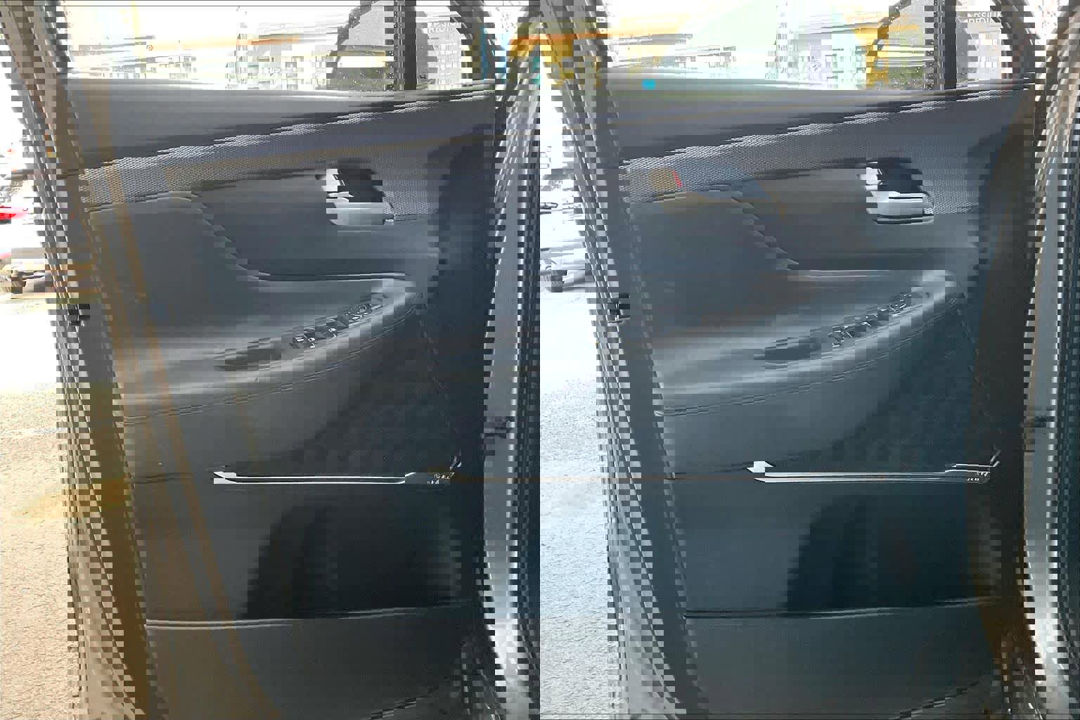 Used 2020 Hyundai Santa Fe SEL w/ Convenience Package image 17