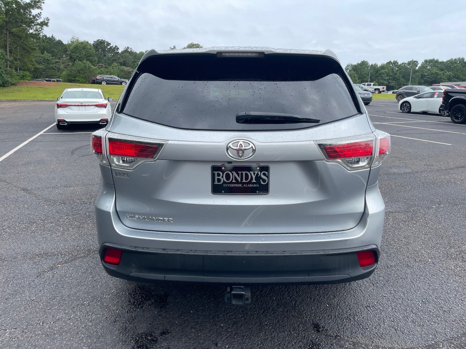 Used 2016 Toyota Highlander LE FWD image 15