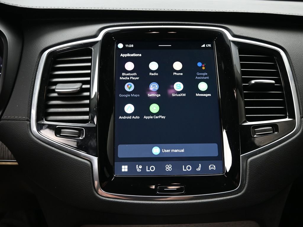 Used 2023 Volvo XC90 B6 Ultimate w/ Protection Package Premier image 11