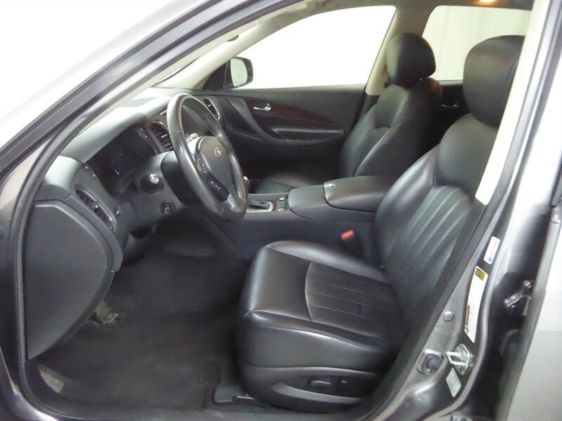 Used 2017 INFINITI QX50 AWD w/ Premium Plus Package image 22