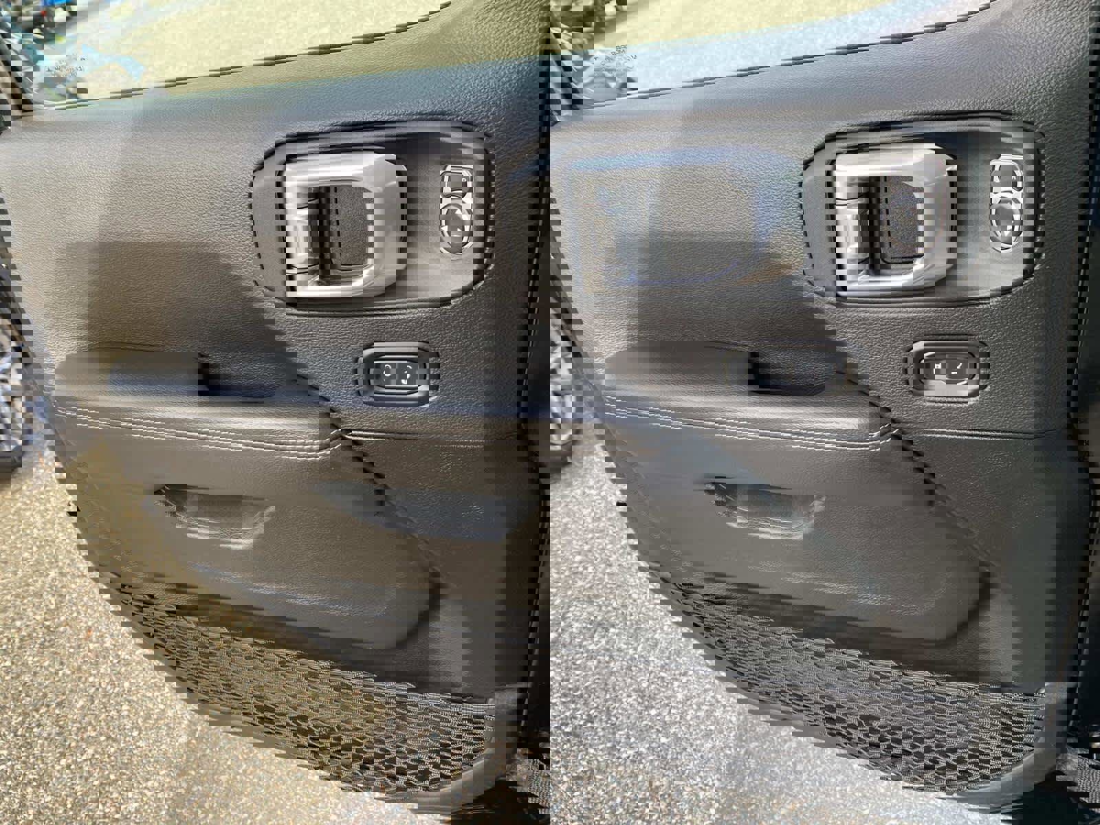 Certified 2022 Jeep Wrangler Unlimited Sahara w/ LED Lighting Group image 23