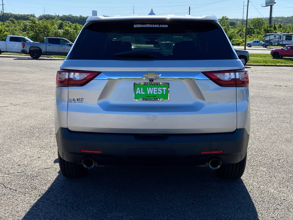 Used 2020 Chevrolet Traverse LS FWD image 9
